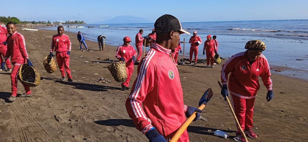 image La plage de Fomboni se refait une beauté